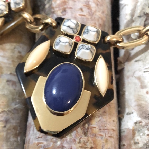 J. CREW STATEMENT NECKLACE - Picture 3 of 9